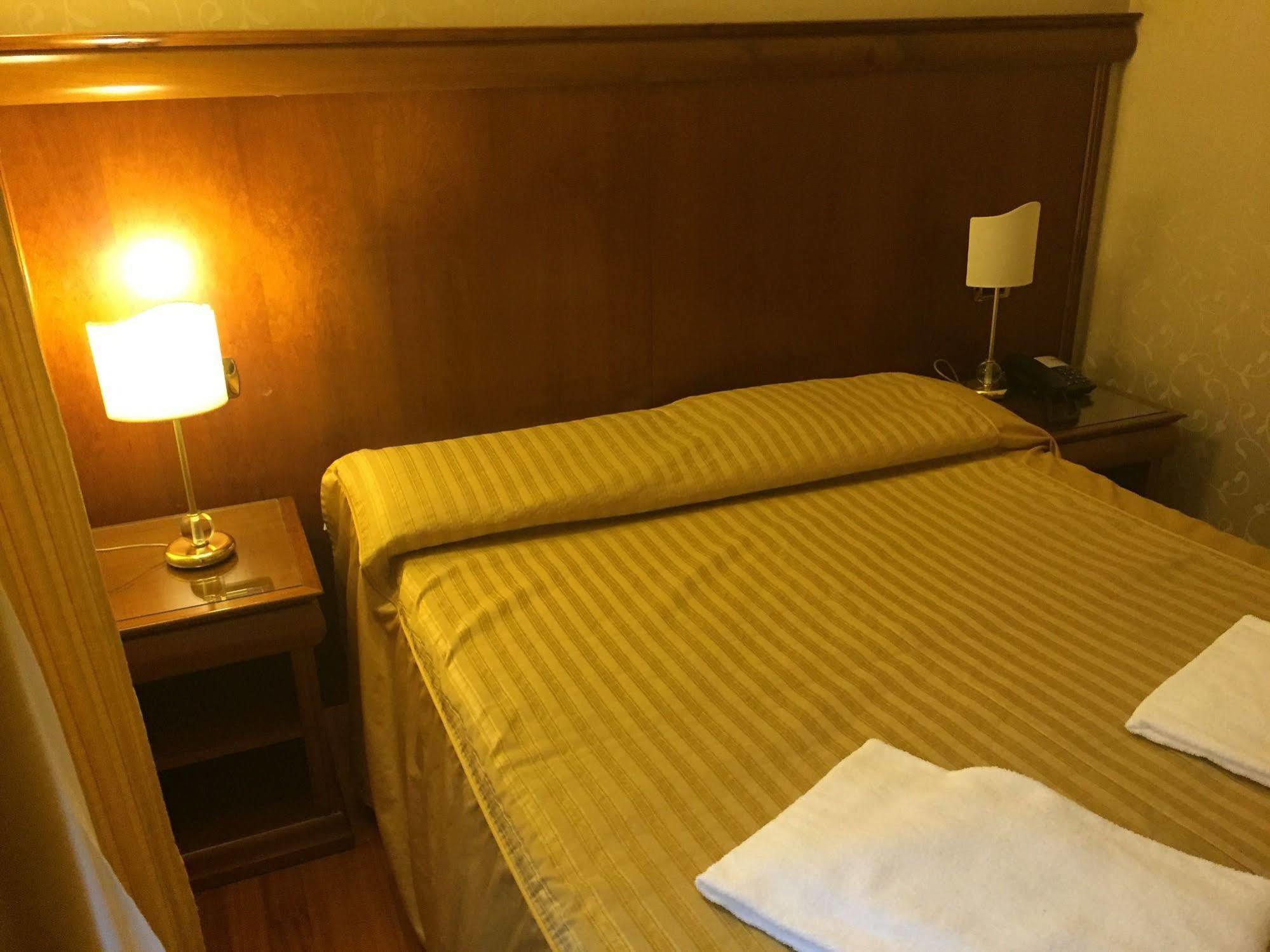 Hotel Divine Rome Exterior photo